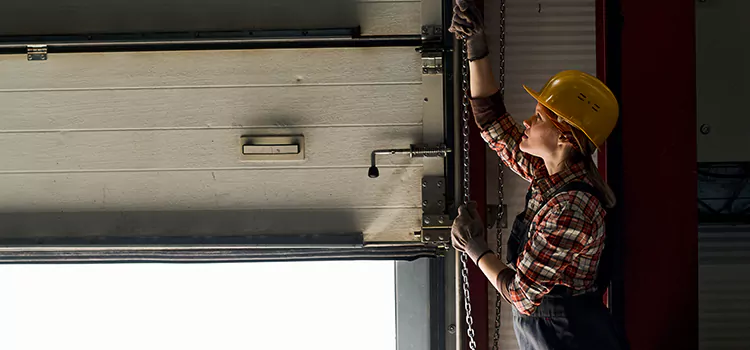 Addressing Common Garage Door Stoppage Issues in Kahului, HI